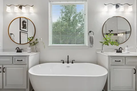 $889,000 | 377 Bristlecone Drive, Driftwood, TX 78619