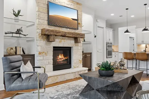 $889,000 | 377 Bristlecone Drive, Driftwood, TX 78619