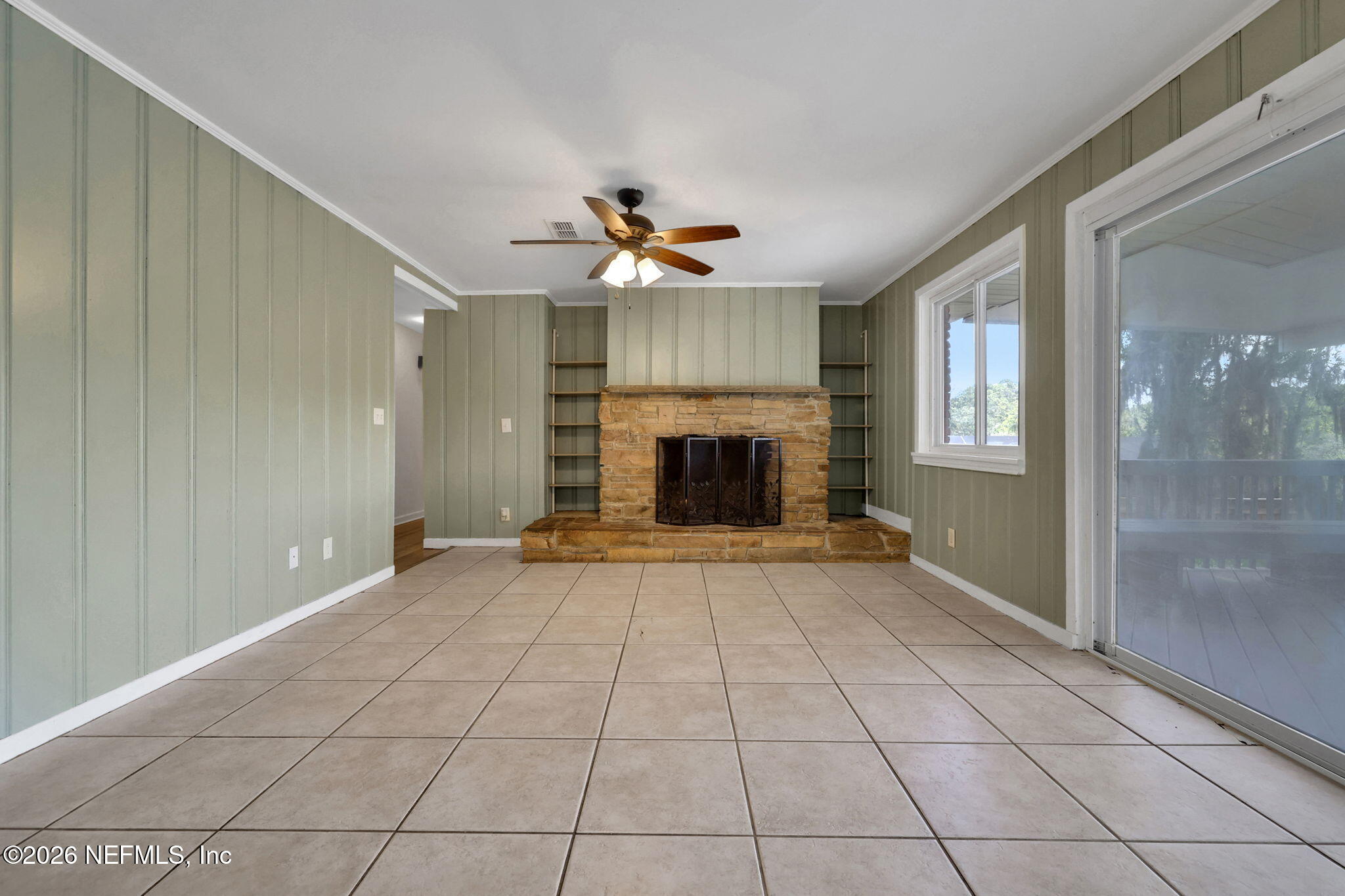 10121 Lake View Road West Jacksonville, FL 32225 - Photo 5 of 46 Family room with fireplace and view!
