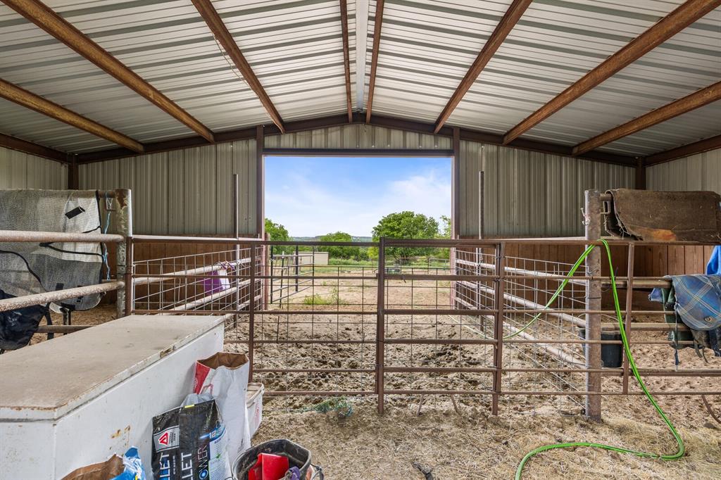 418 Broadway Street Meridian, TX 76665 - Photo 5 of 26