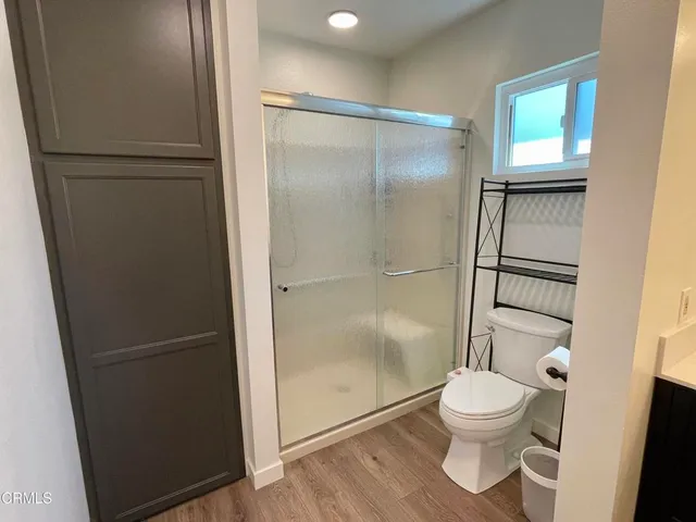 $2,300 | 8882 North Ventura Avenue, Ventura, CA 93001
