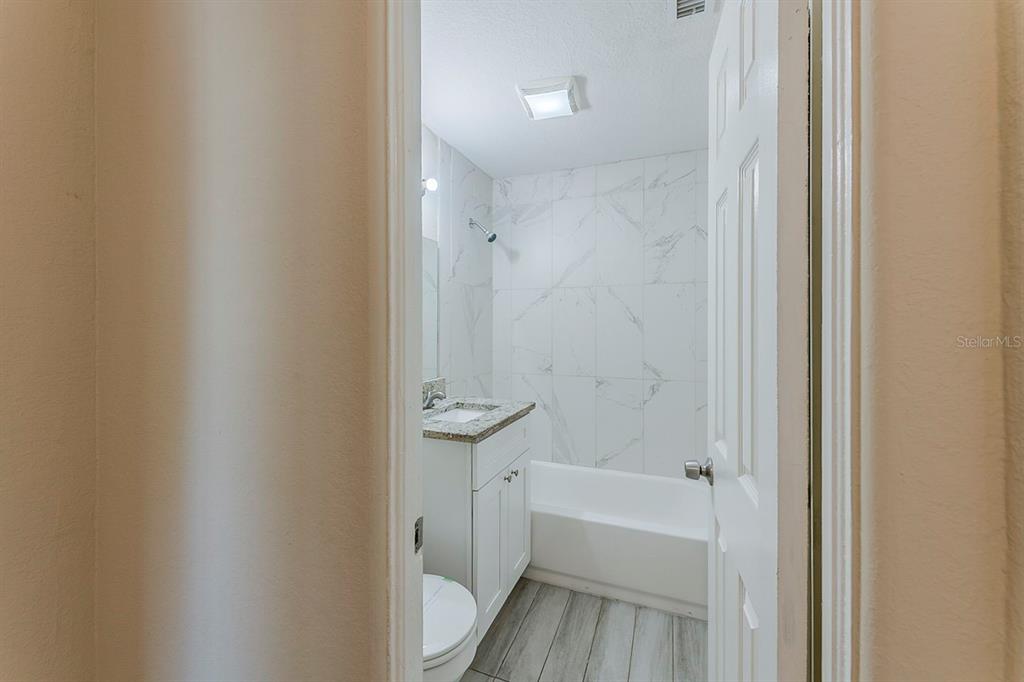 1007 Emeralda Road Orlando, FL 32808 - Photo 38 of 47