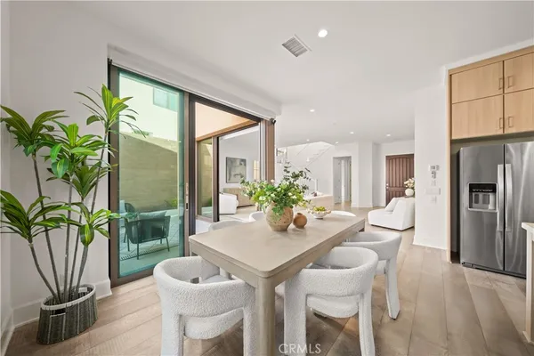 $2,100,000 | 111 Donati, Irvine, CA 92602