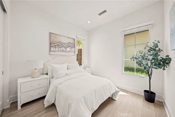 $2,100,000 | 111 Donati, Irvine, CA 92602