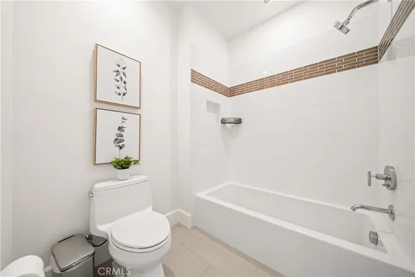 $2,100,000 | 111 Donati, Irvine, CA 92602