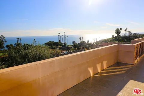 $3,095,000 | 20207 Piedra Chica Road, Malibu, CA 90265
