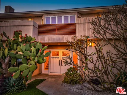 $3,095,000 | 20207 Piedra Chica Road, Malibu, CA 90265