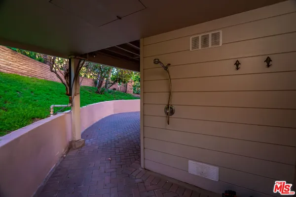 $3,095,000 | 20207 Piedra Chica Road, Malibu, CA 90265