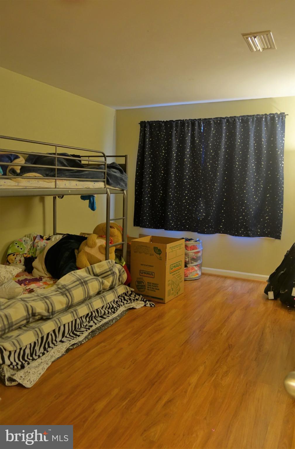 14901 Rydell Road, Unit 104 Centreville, VA 20121 - Photo 7 of 10 Master Bedroom