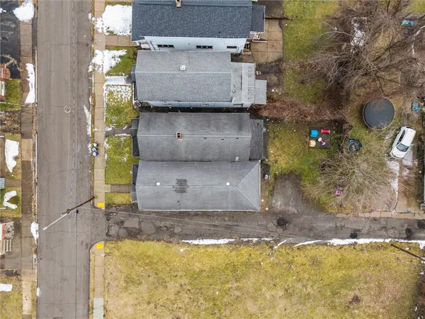 $55,000 | 304 East Home Street, New Castle, PA 16101