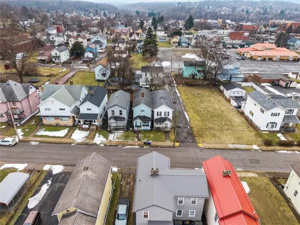 $55,000 | 304 East Home Street, New Castle, PA 16101