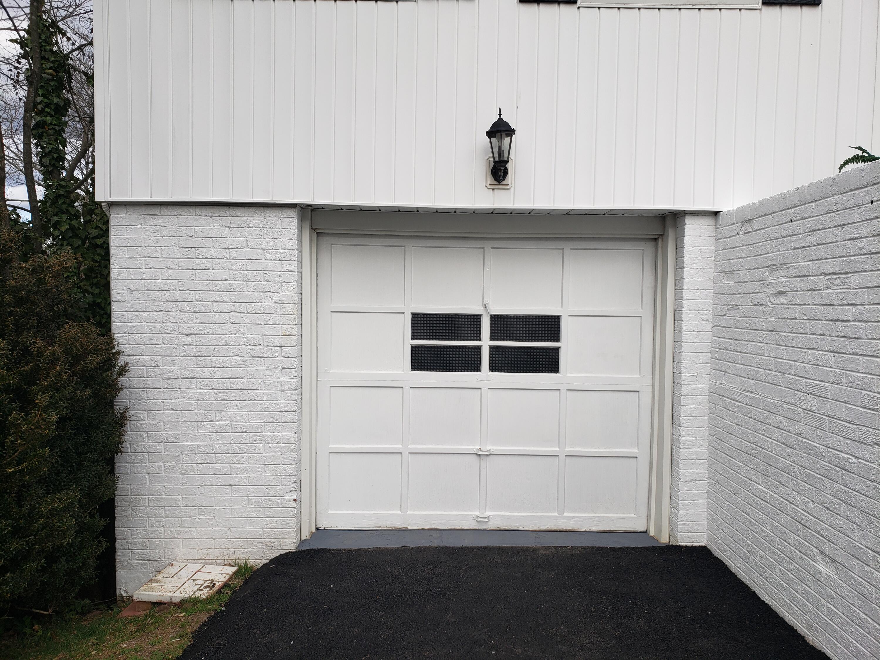 543 Dillard Road Southwest Roanoke, VA 24014 - Photo 12 of 37 20210312_155324