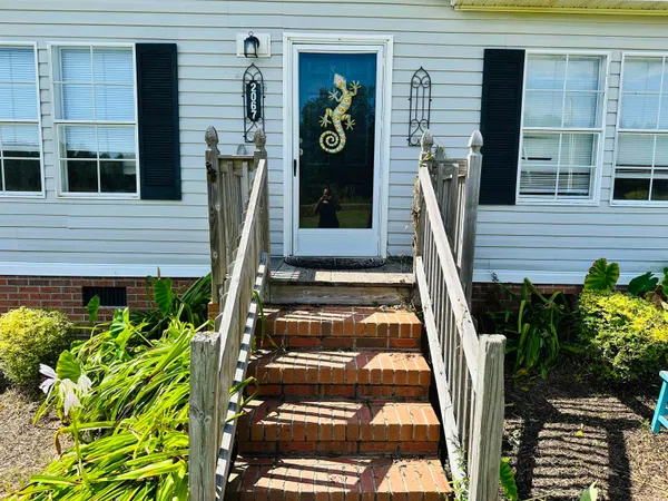 $184,900 | 2067 Willow Creek Road, Effingham, SC 29541