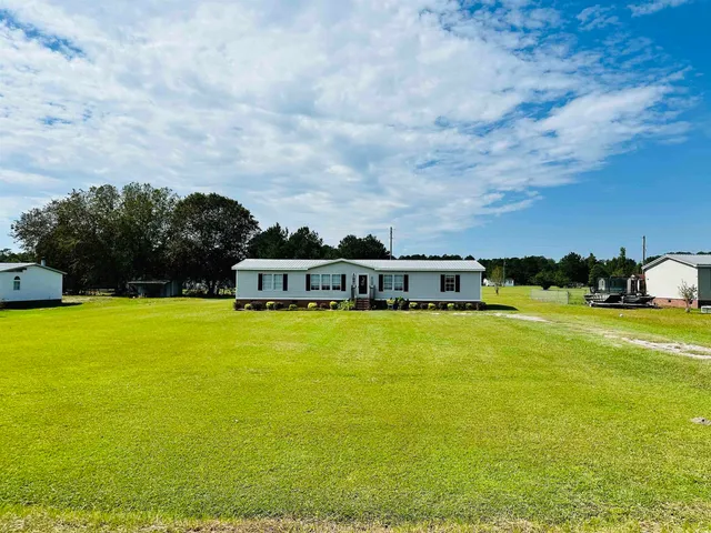 $182,900 | 2067 Willow Creek Road, Effingham, SC 29541