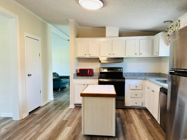 $184,900 | 2067 Willow Creek Road, Effingham, SC 29541