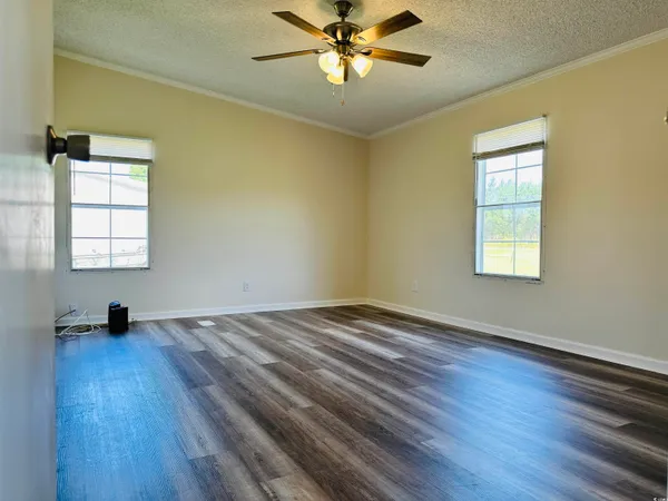 $184,900 | 2067 Willow Creek Road, Effingham, SC 29541