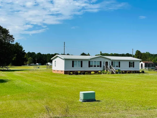 $184,900 | 2067 Willow Creek Road, Effingham, SC 29541