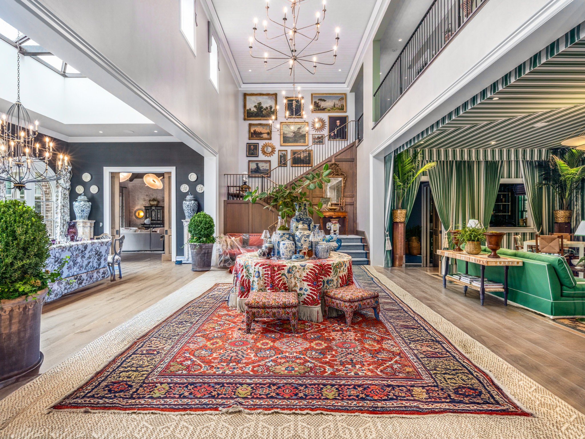 1358 Page Road Nashville, TN 37215 - Photo 4 of 35 a living room with patio furniture and a large window
