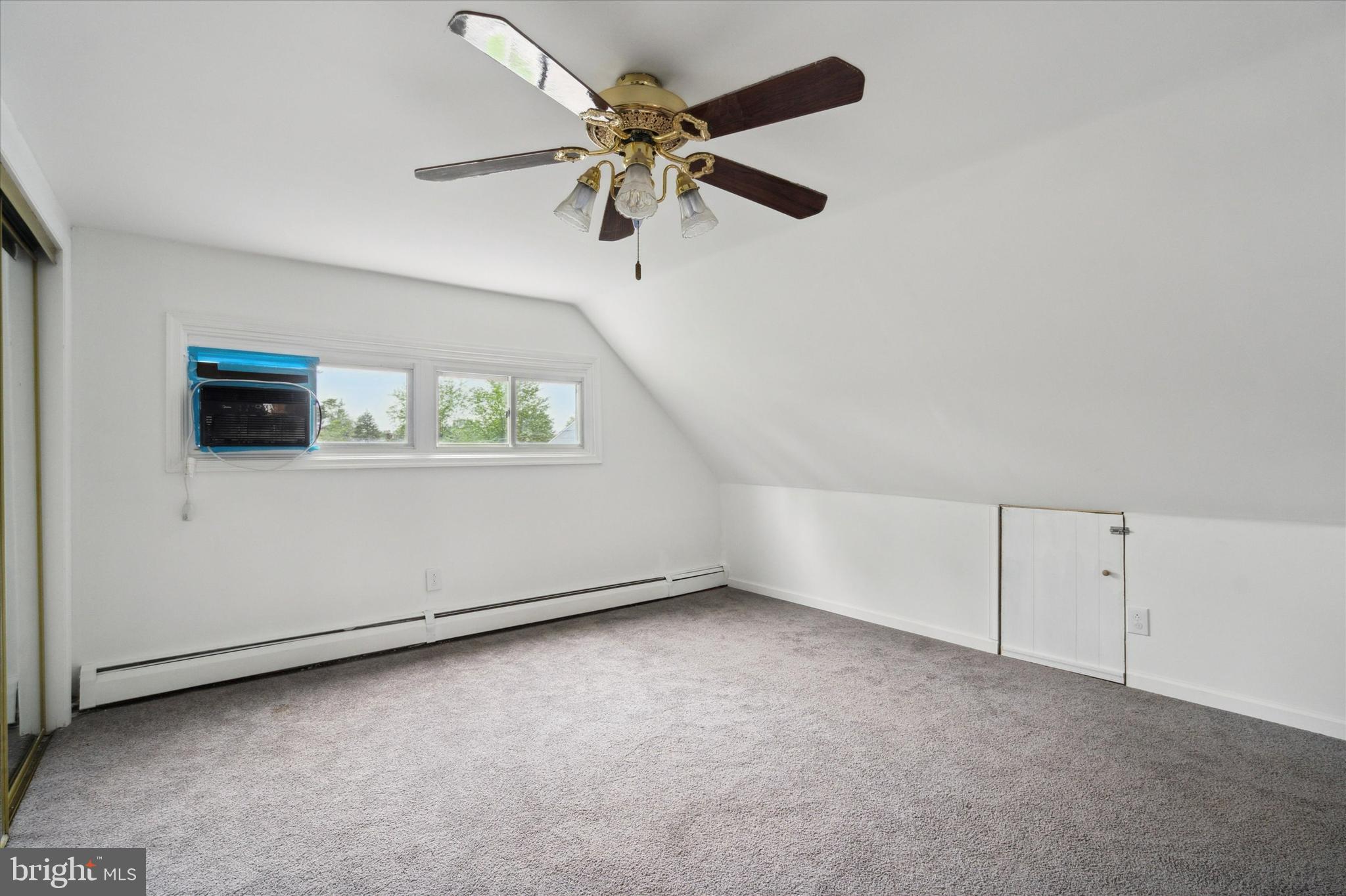 5 Indian Red Road Levittown, PA 19057 - Photo 16 of 25