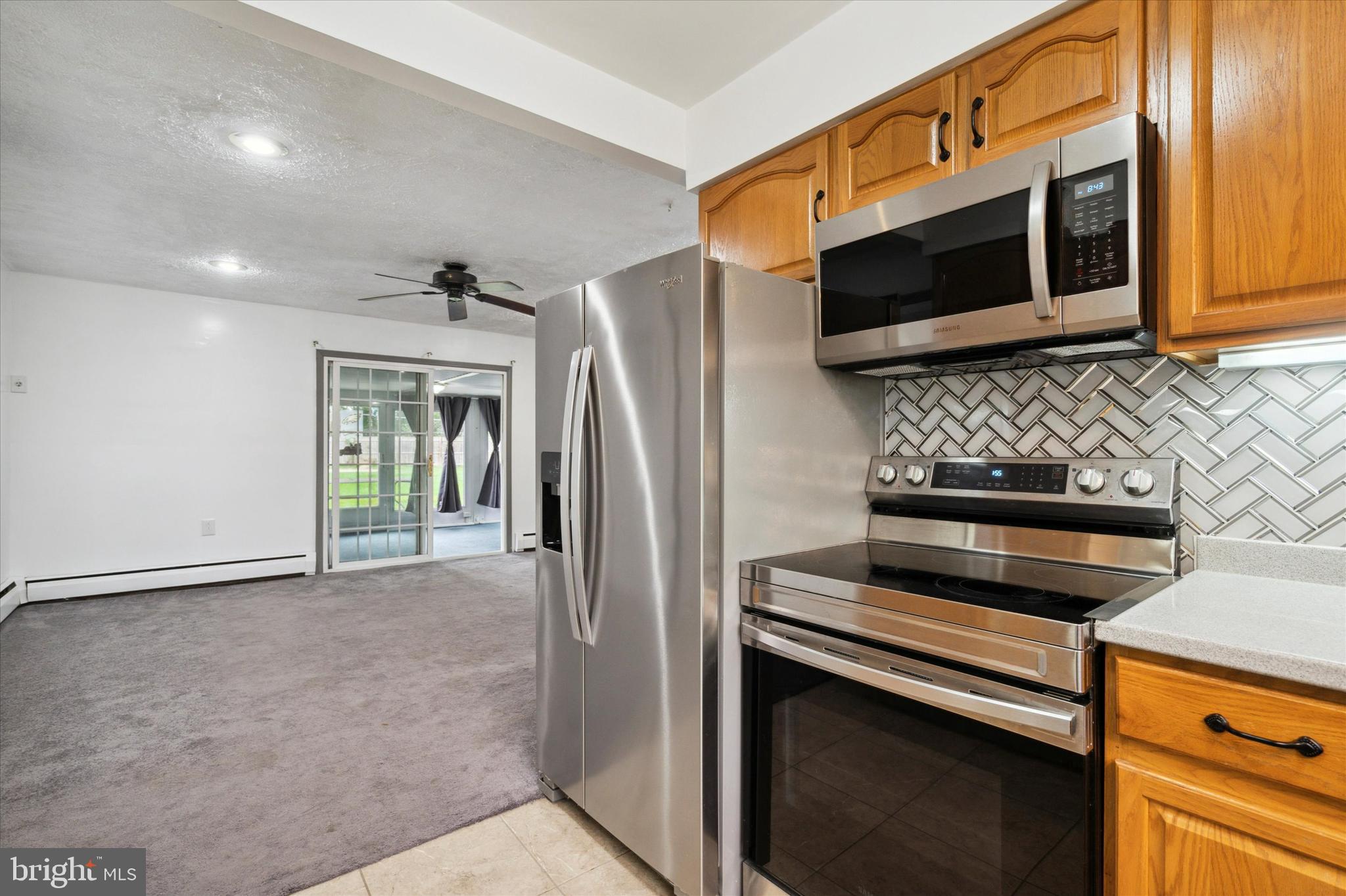 5 Indian Red Road Levittown, PA 19057 - Photo 4 of 25