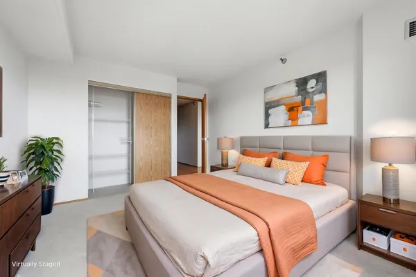 $139,900 | 78 10th Street East, Unit 1702, St. Paul, MN 55101