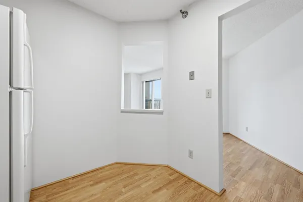 $139,900 | 78 10th Street East, Unit 1702, St. Paul, MN 55101