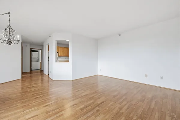 $139,900 | 78 10th Street East, Unit 1702, St. Paul, MN 55101