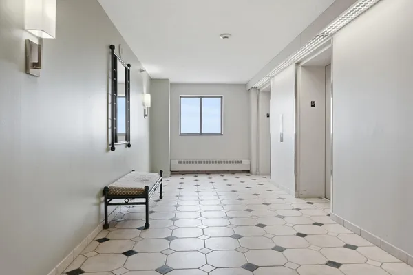 $139,900 | 78 10th Street East, Unit 1702, St. Paul, MN 55101