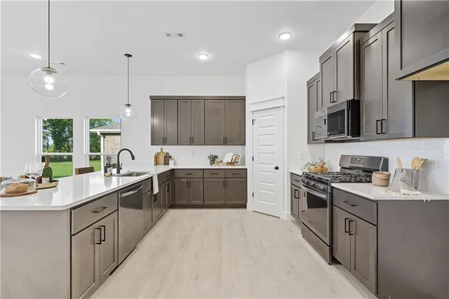 $299,943 | 304 Belgian Blue Boulevard, Carl Junction, MO 64834