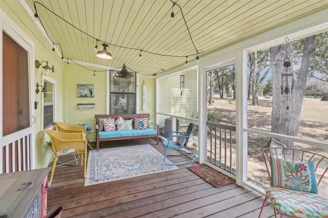 $294,000 | 176 Bayside Circle, Malakoff, TX 75148