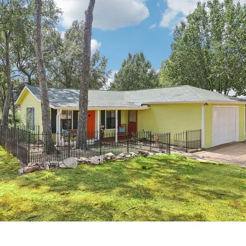 $294,000 | 176 Bayside Circle, Malakoff, TX 75148