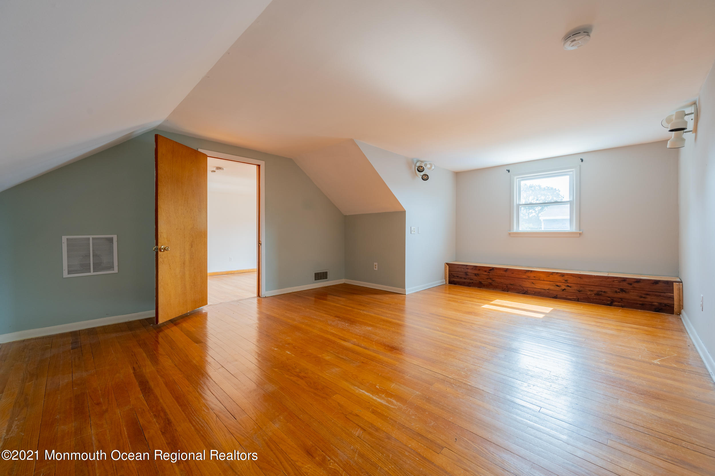 1526 Treeneedle Road Point Pleasant, NJ 08742 - Photo 17 of 26 master