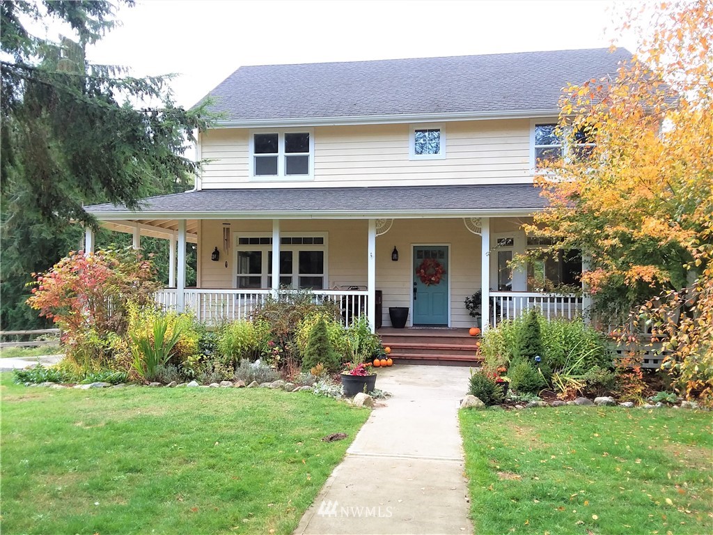 3909 Northeast Iverson Road Poulsbo, WA 98370 - Photo 2 of 25 Gallery Image 2
