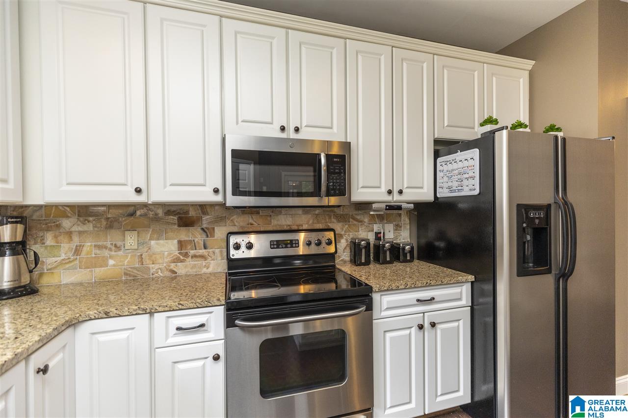 5828 Waterstone Point Birmingham, AL 35244 - Photo 11 of 31