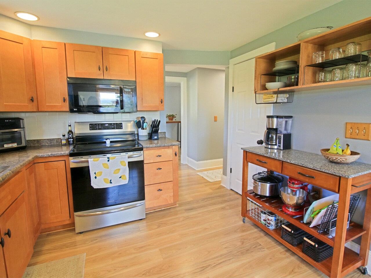 1273 Hebert Road Williamstown, VT 05679 - Photo 37 of 40