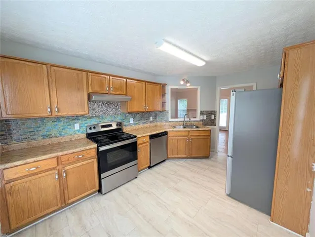 $269,995 | 2284 Bear Mountain Drive Northeast, Conyers, GA 30013