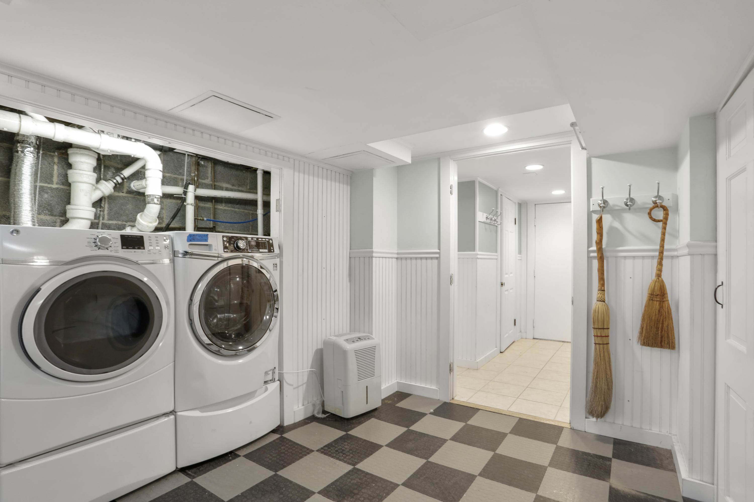 23 Fairmead Road Darien, CT 06820 - Photo 34 of 47