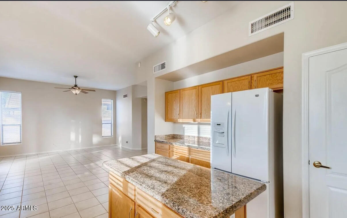 17640 North 17th Street Phoenix, AZ 85022 - Photo 7 of 22 IMG_7386