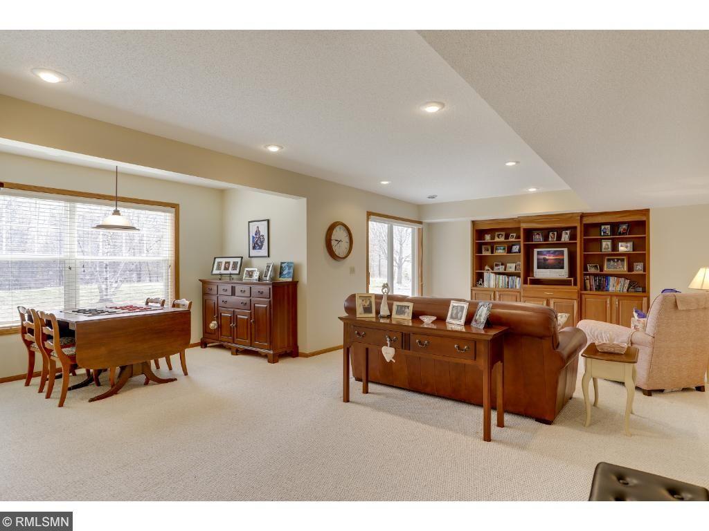 8541 Timberwood Road Woodbury, MN 55125 - Photo 20 of 24 Gallery Image 20