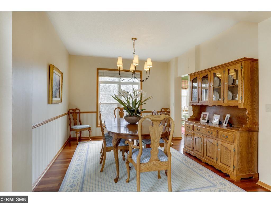 8541 Timberwood Road Woodbury, MN 55125 - Photo 5 of 24 Gallery Image 5