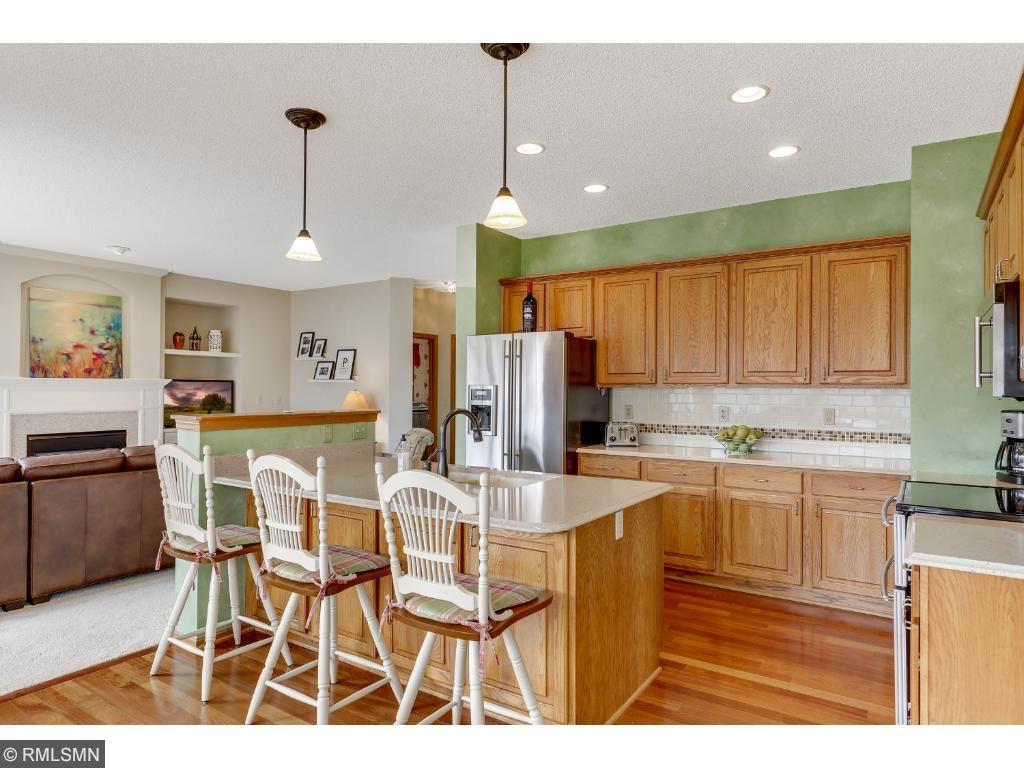8541 Timberwood Road Woodbury, MN 55125 - Photo 6 of 24 Gallery Image 6