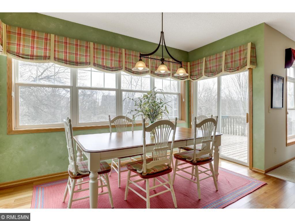 8541 Timberwood Road Woodbury, MN 55125 - Photo 8 of 24 Gallery Image 8