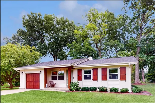 $598,900 | 227 Juneway Terrace, Lake Bluff, IL 60044