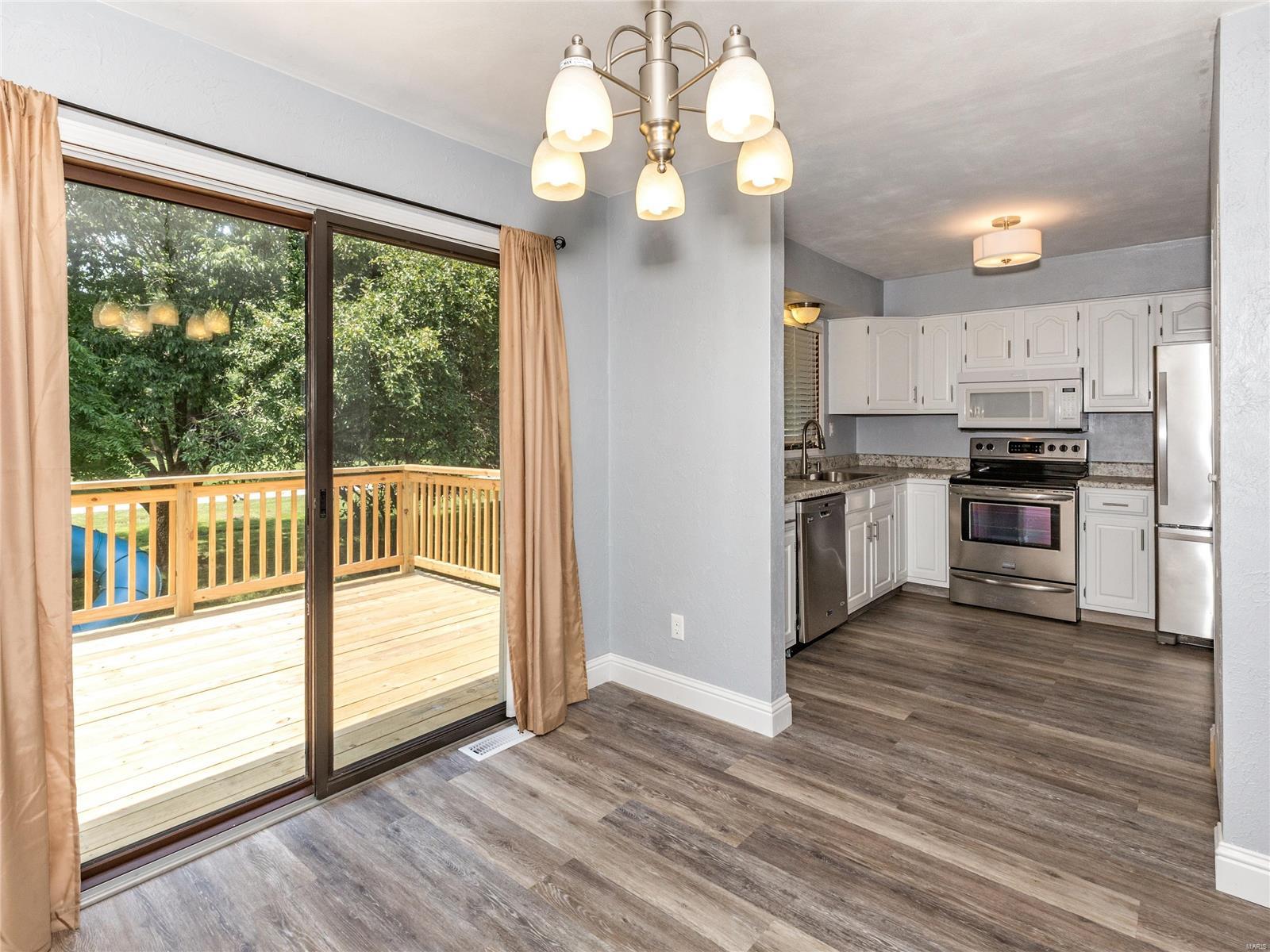 1057 Troy O'Fallon Road Troy, IL 62294 - Photo 14 of 38