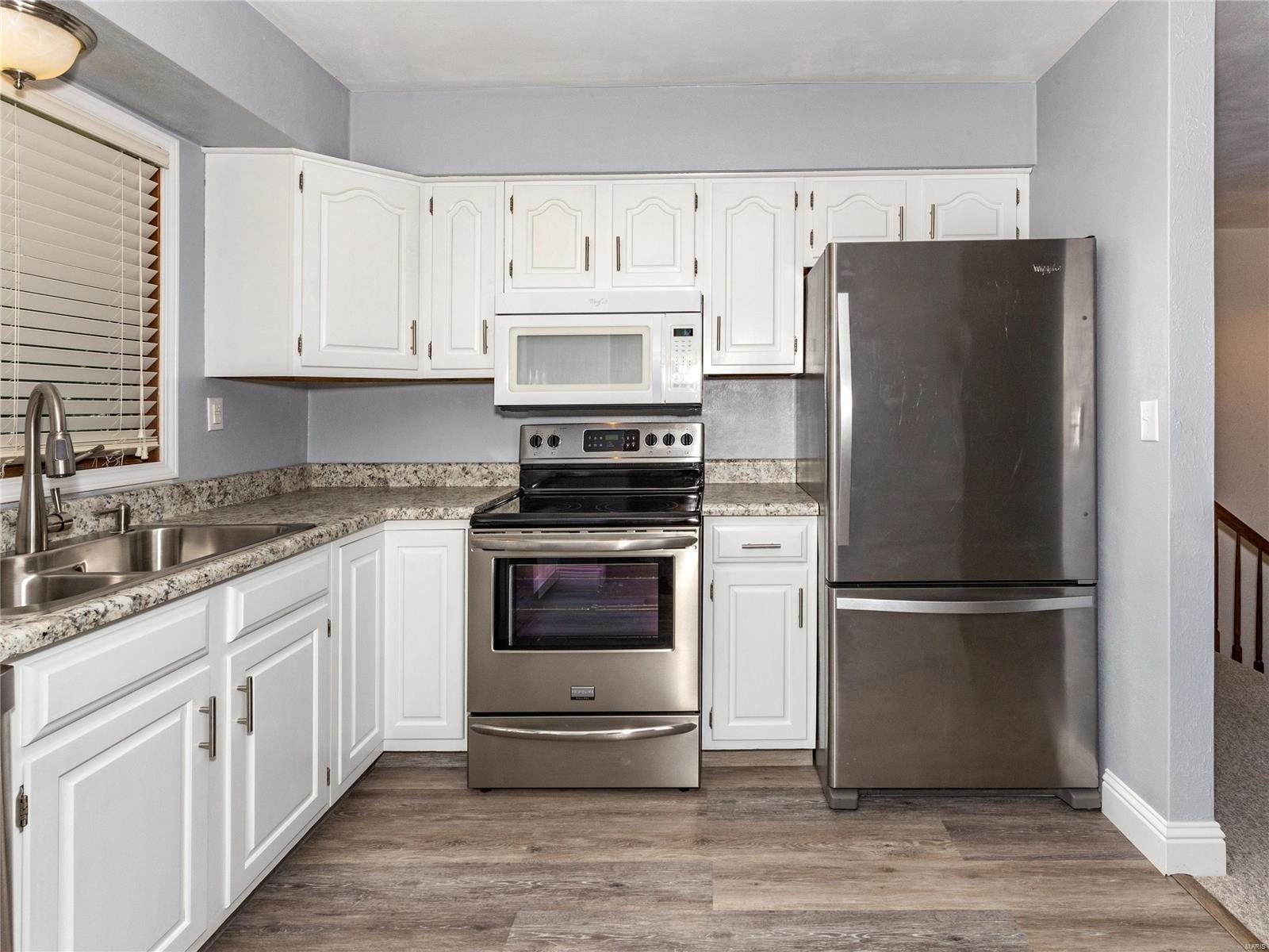 1057 Troy O'Fallon Road Troy, IL 62294 - Photo 8 of 38