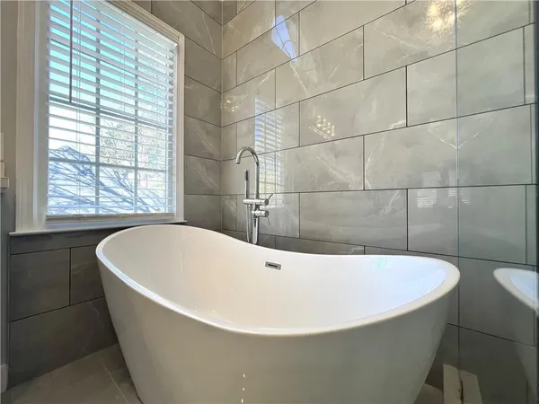 $589,000 | 3875 Stonebriar Court, Duluth, GA 30097