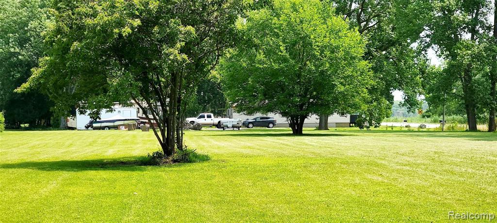 3004 Vreeland Road Trenton, MI 48183 - Photo 32 of 41