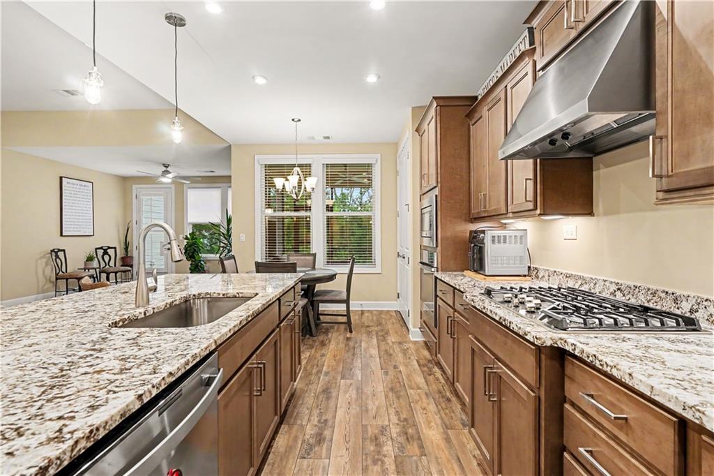 380 Falcon Way Hoschton, GA 30548 - Photo 5 of 33