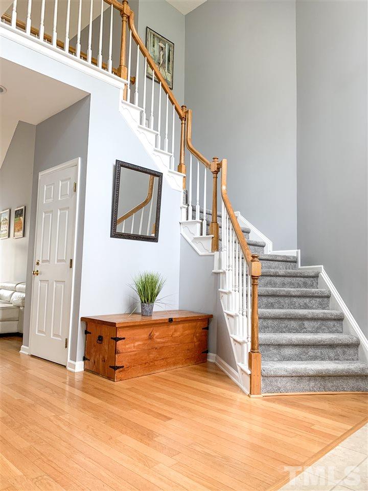 5948 Dunbarton Way Raleigh, NC 27613 - Photo 4 of 30