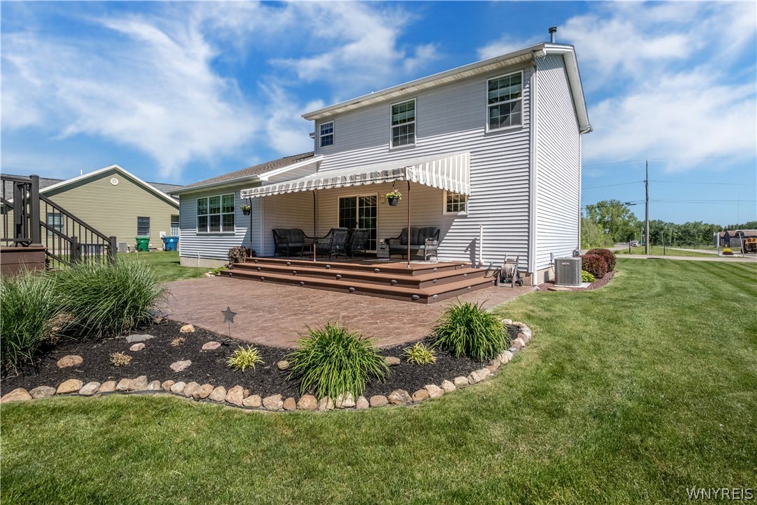3715 Lakeview Road Hamburg, NY 14075 - Photo 7 of 46